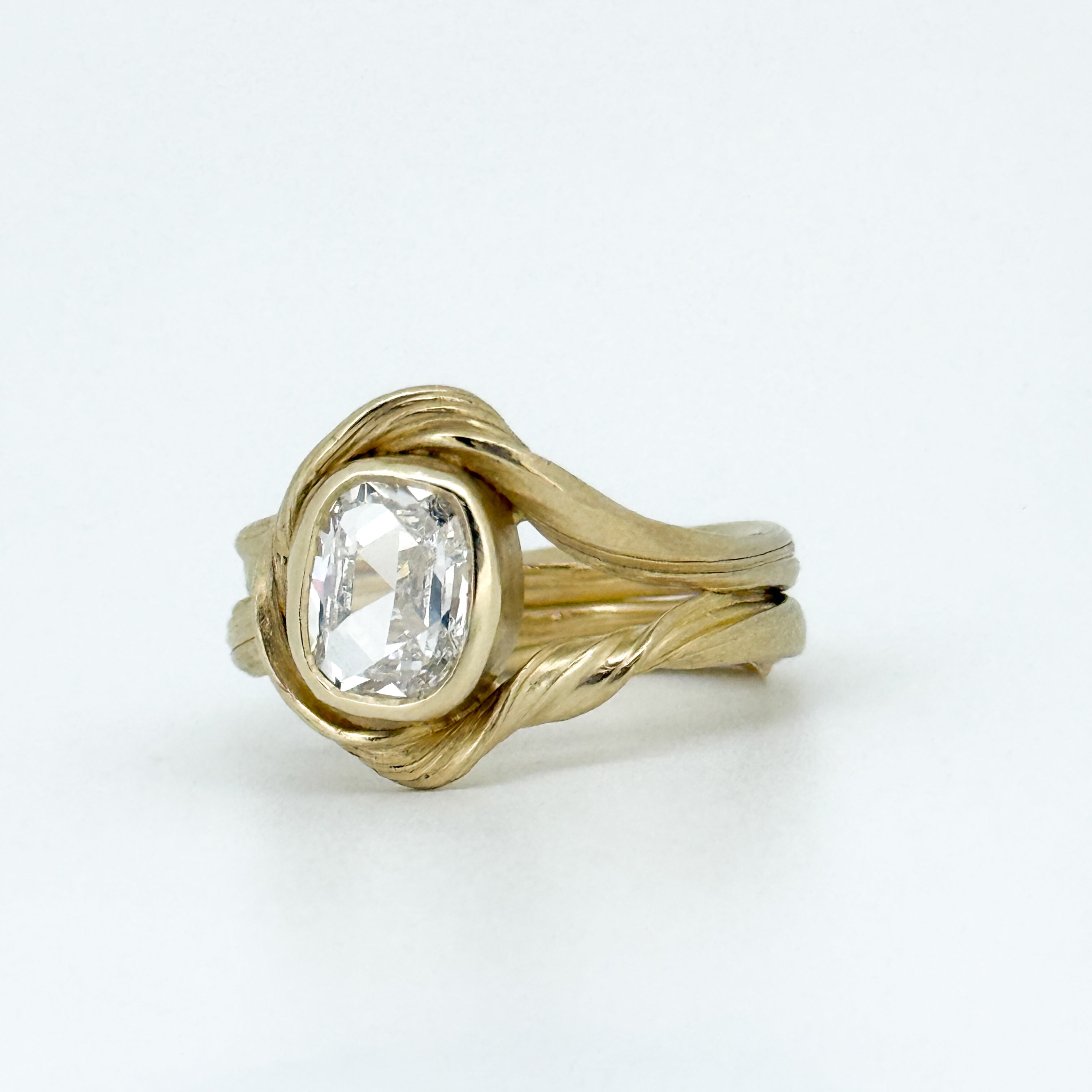 14k Gold Cove Ring - Diamond