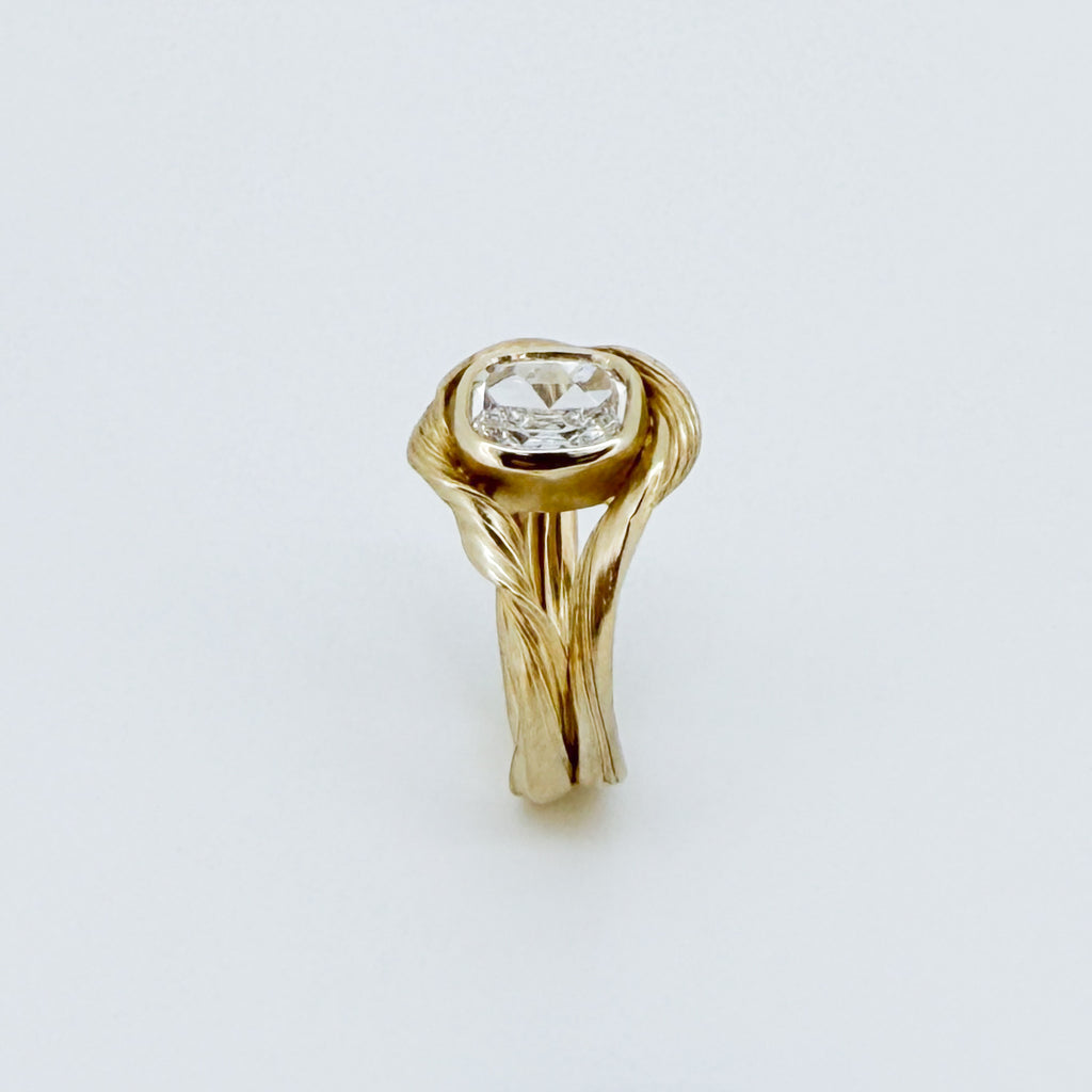 14k Gold Cove Ring - Diamond